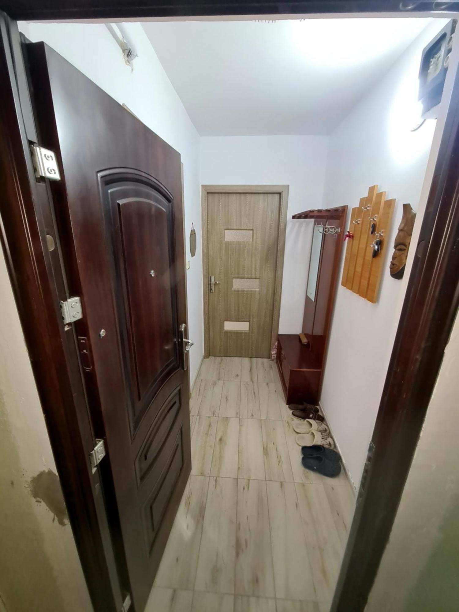 Apartament 2 Camere Etaj 4 Din 4 Craiova Bagian luar foto