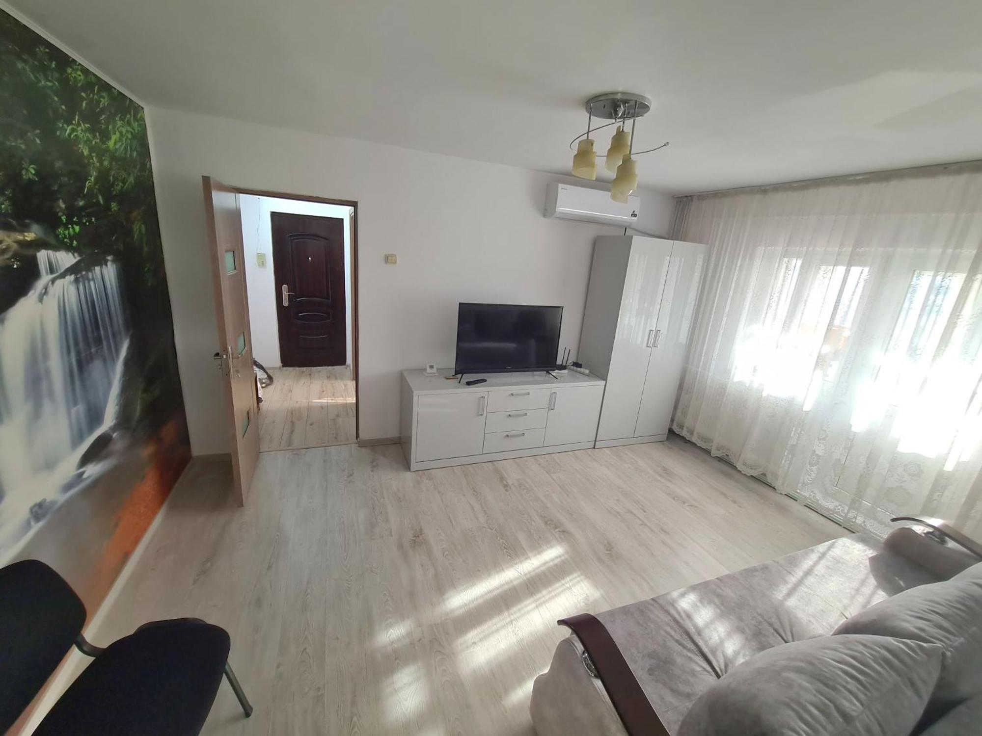 Apartament 2 Camere Etaj 4 Din 4 Craiova Bagian luar foto